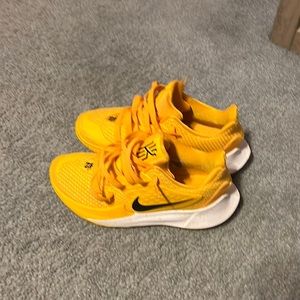 Nike Kryie Basketball Shoes
